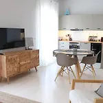 Habitat - Design דירה נאפפליו